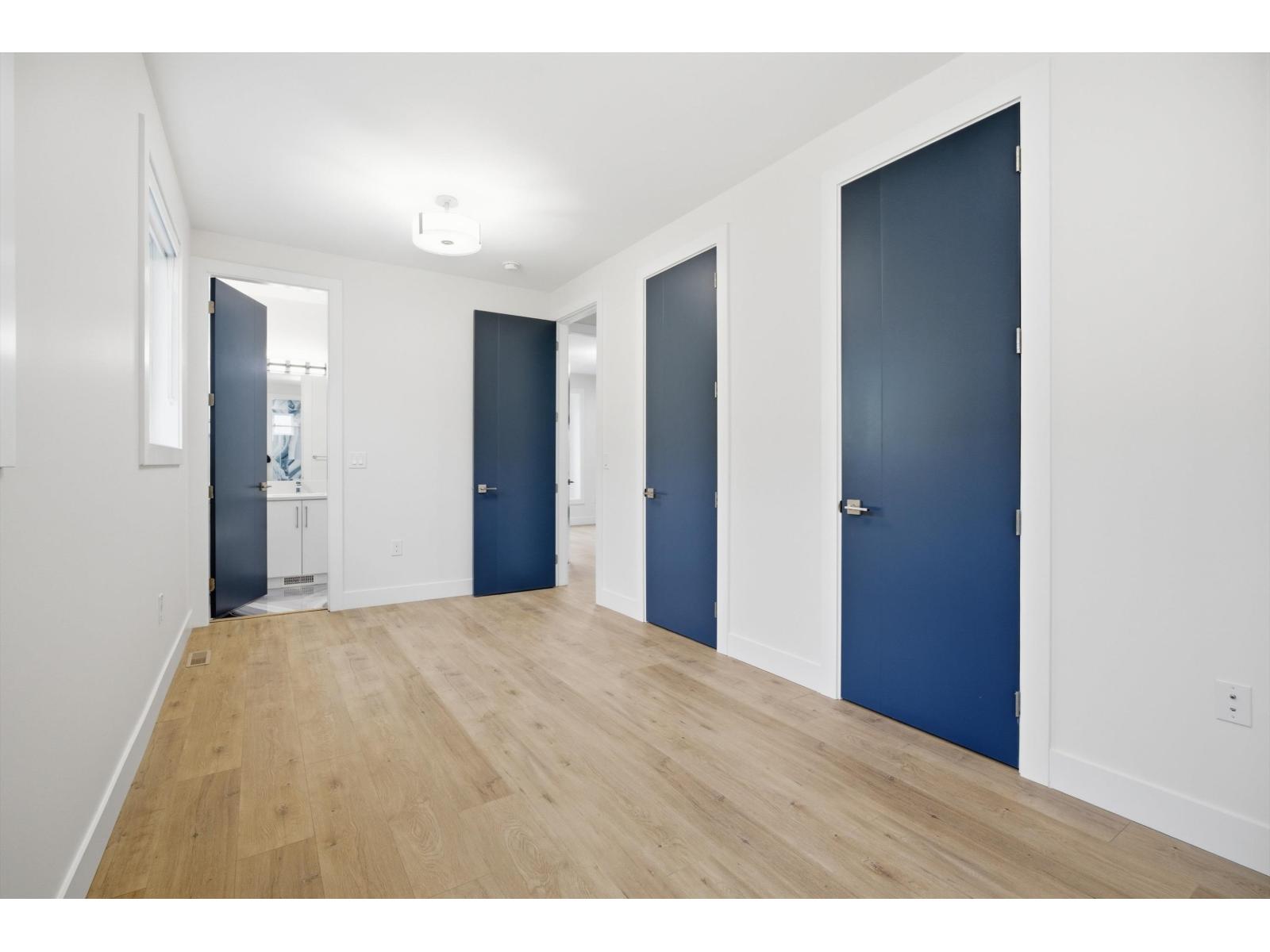17130 1 Avenue Property Photo 16