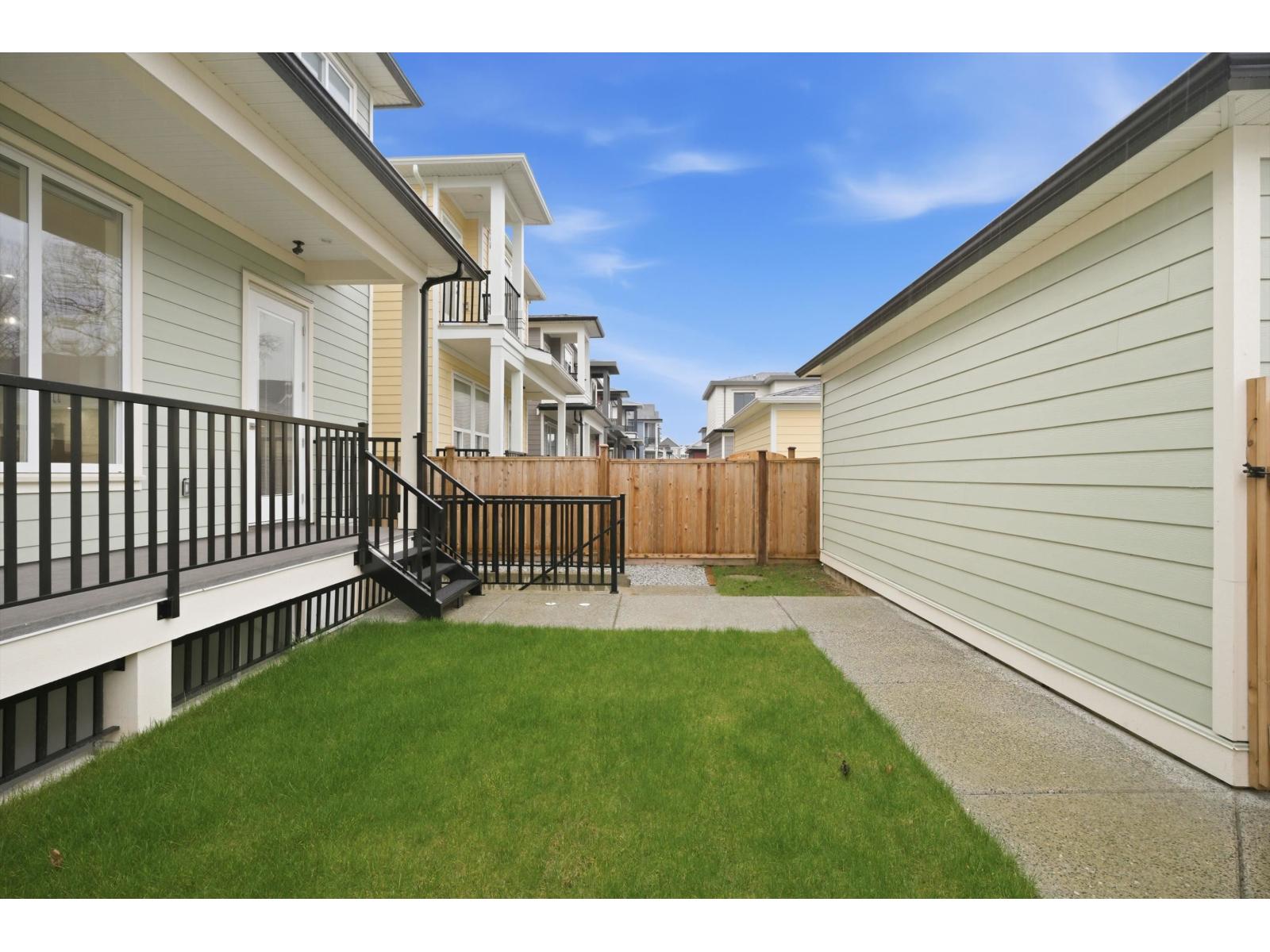 17130 1 Avenue Property Photo 30