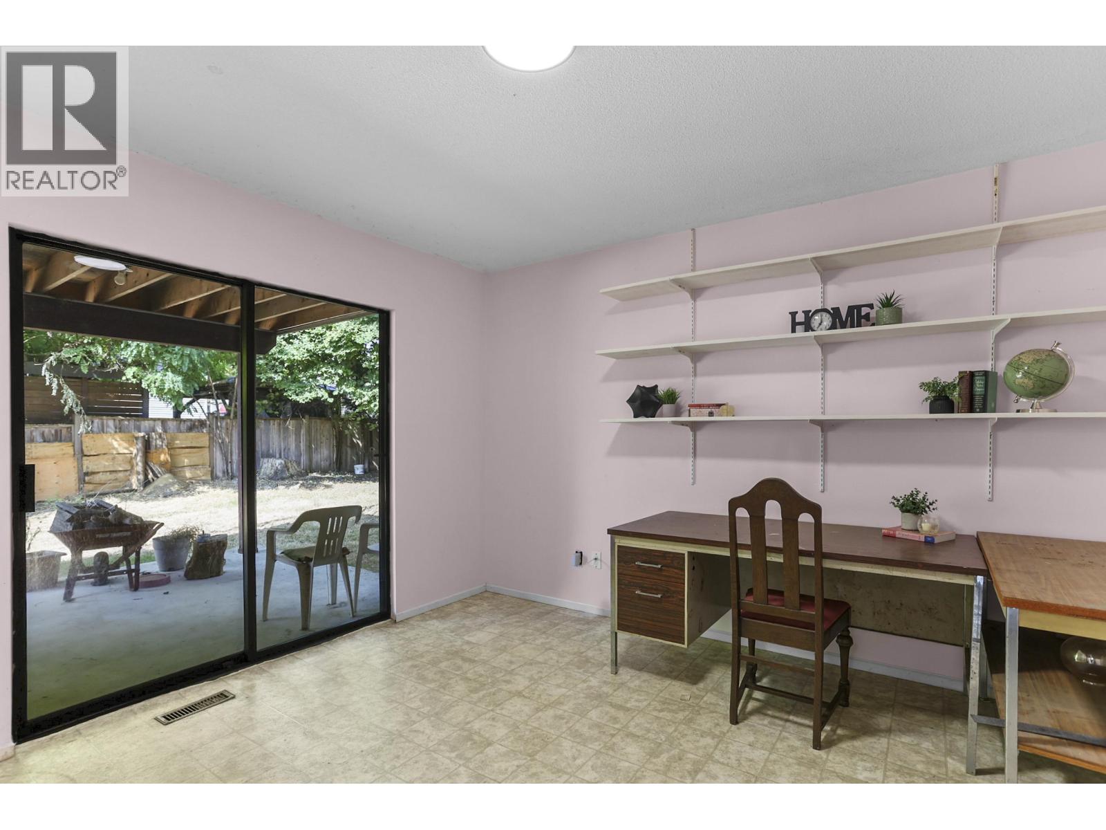 12229 Forest Place Property Photo 11