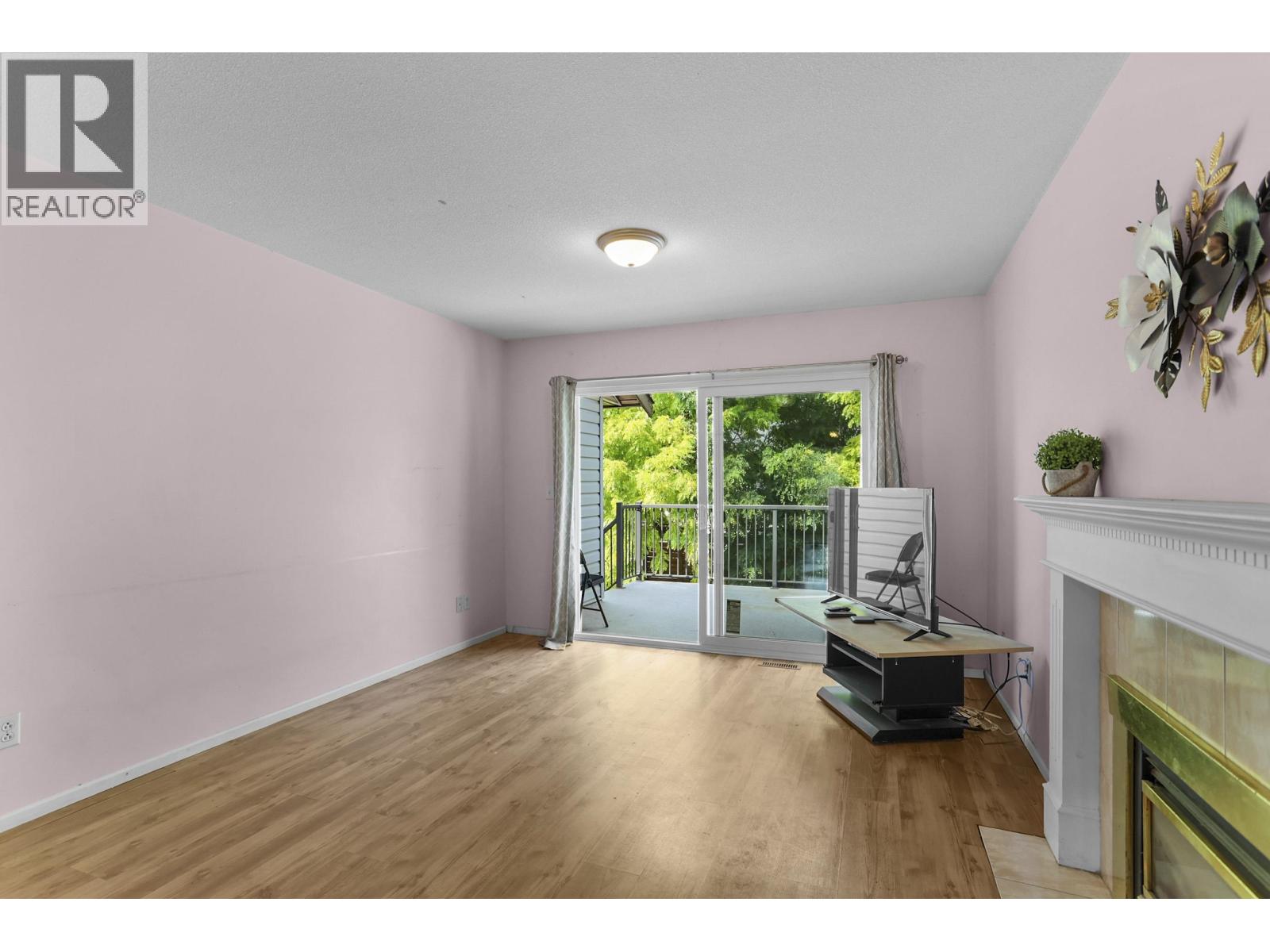 12229 Forest Place Property Photo 15