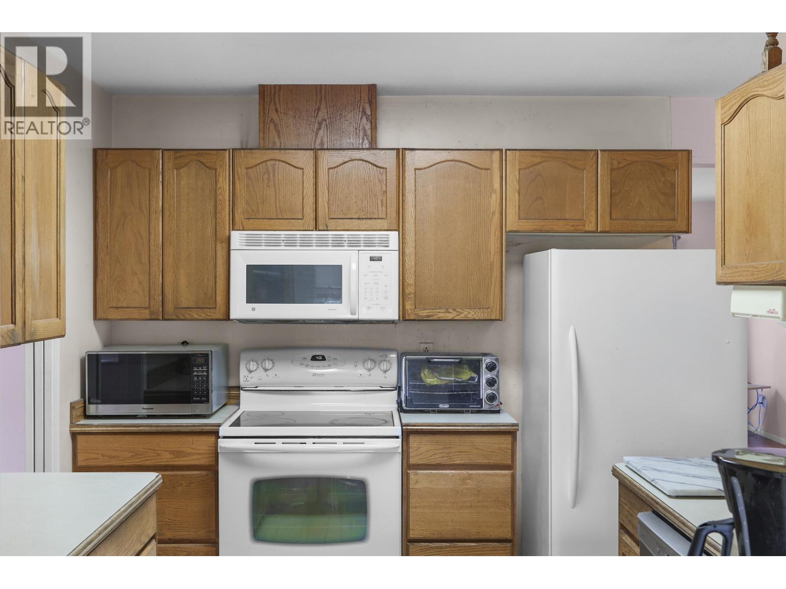 12229 Forest Place Property Photo 17