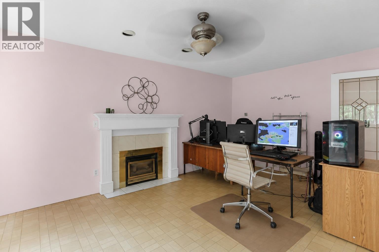 12229 Forest Place Property Photo 18