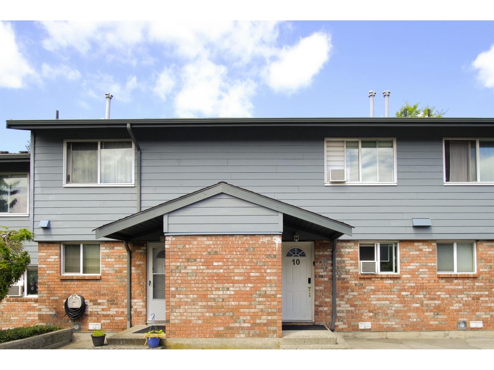 10 10736 Guildford Drive Property Photo 1