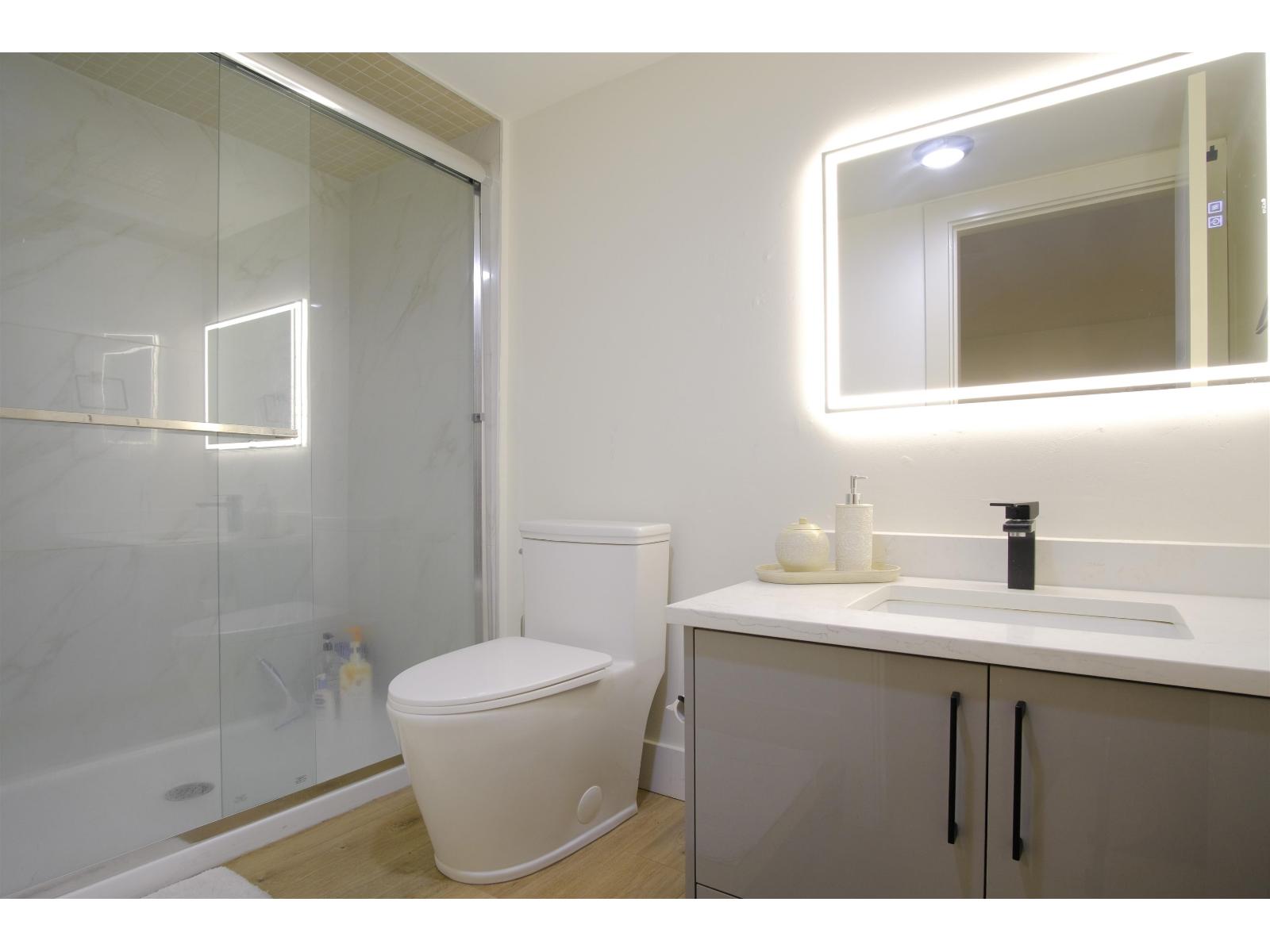 10 10736 Guildford Drive Property Photo 26