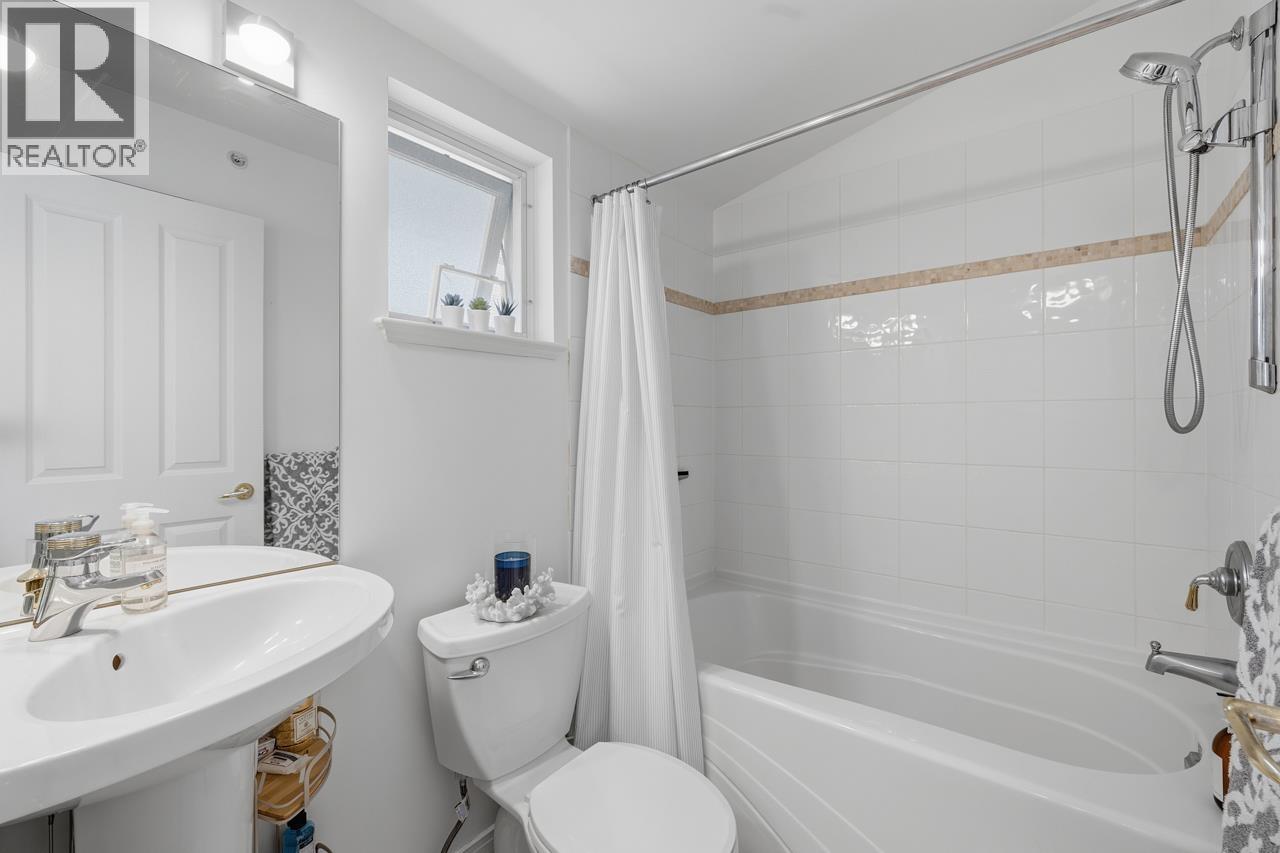 5338 Larch Street Property Photo 28