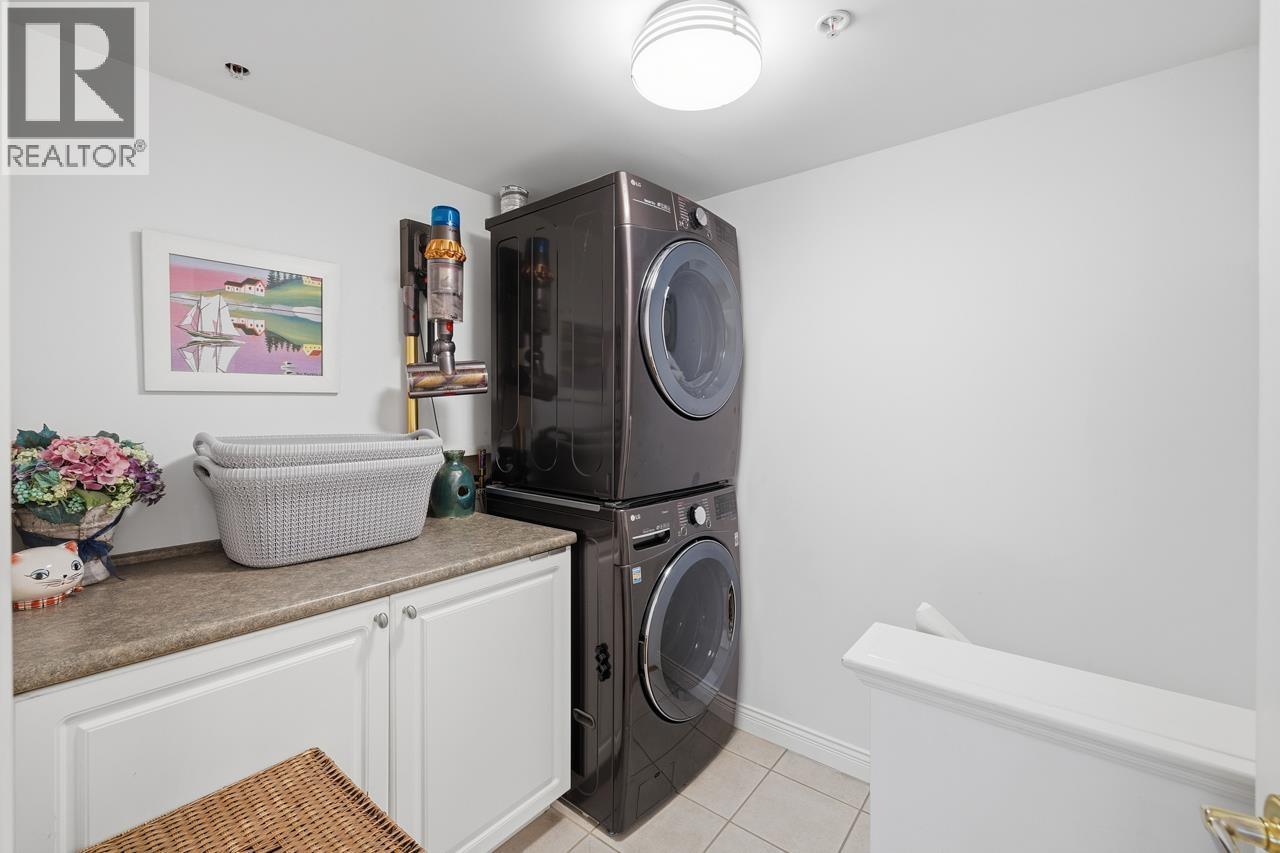5338 Larch Street Property Photo 34