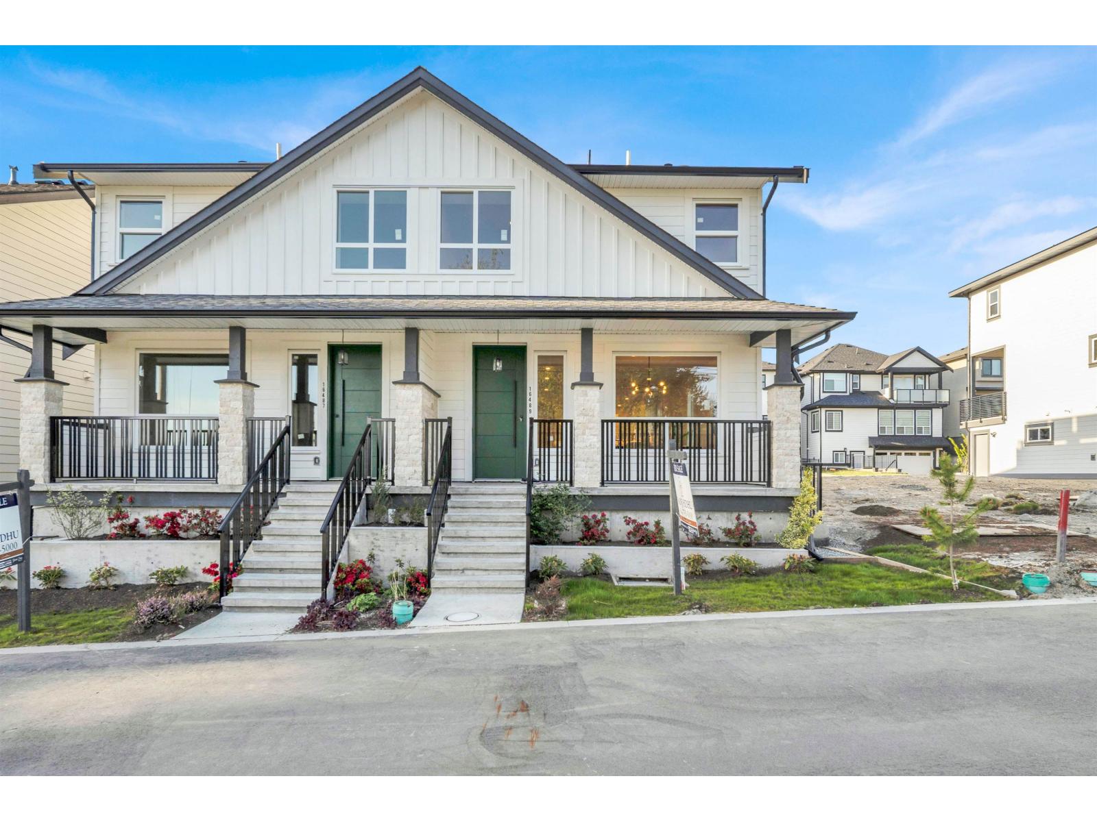 16487 20 Avenue Property Photo 1