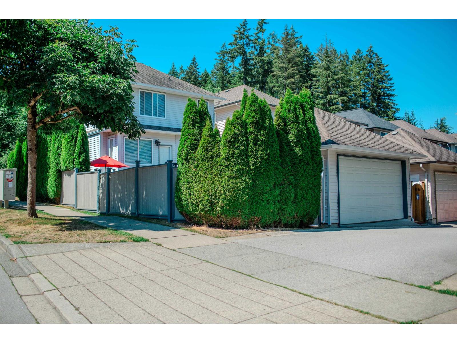 6102 150 Street Property Photo 3