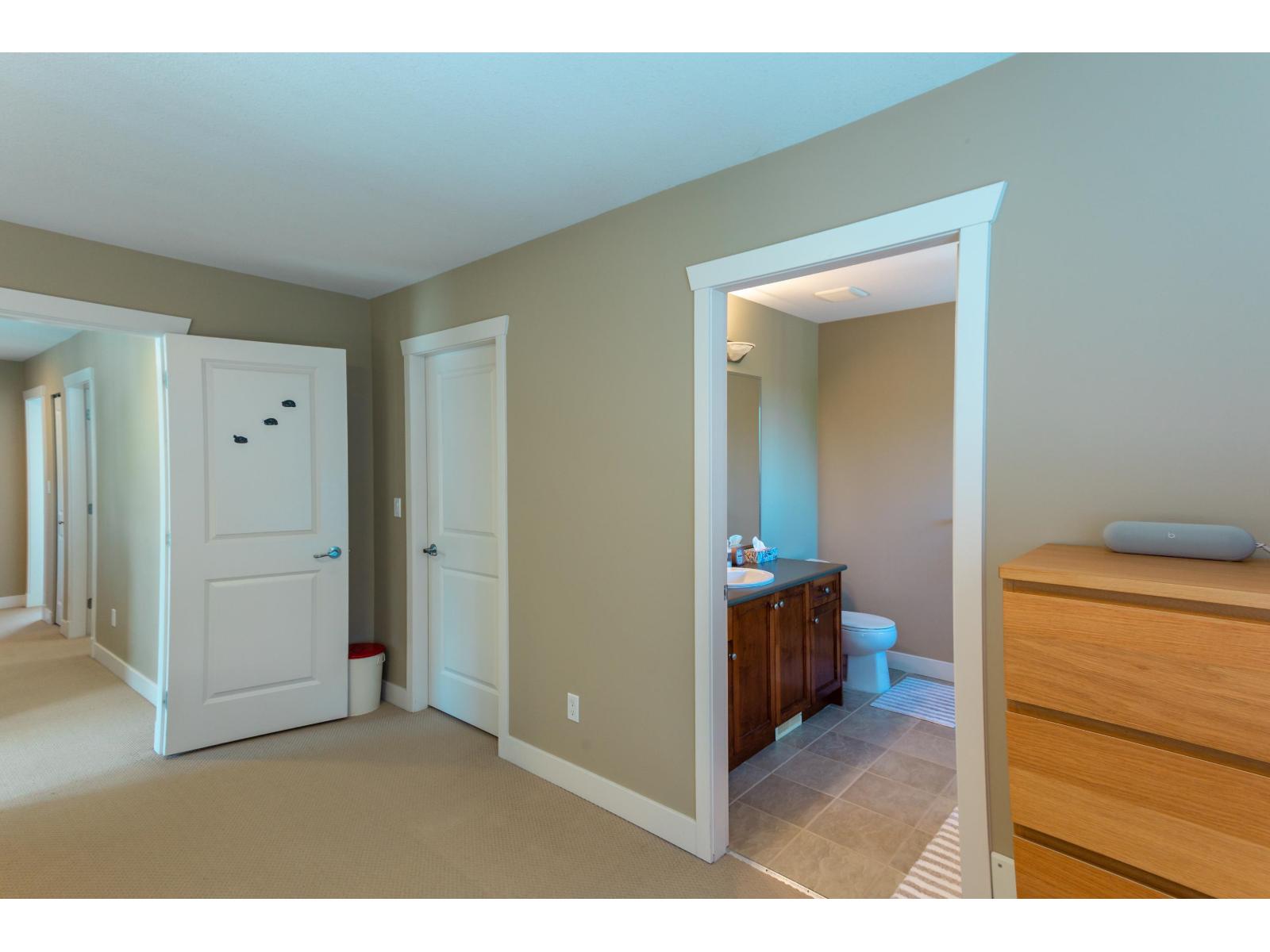 6102 150 Street Property Photo 21