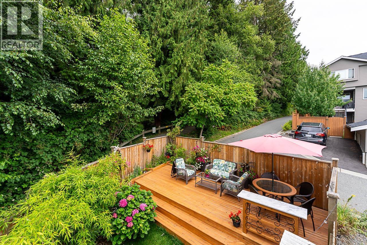 1461 Dayton Street Property Photo 2