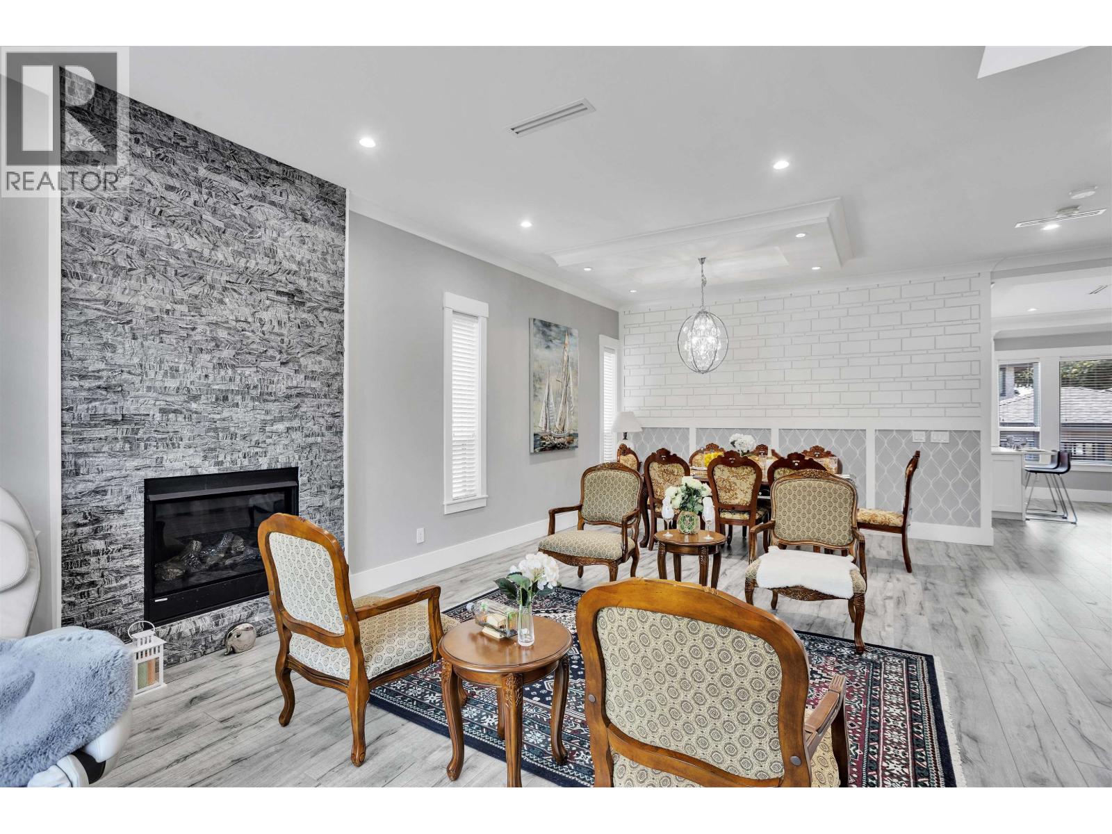7158 Hastings Street Property Photo 5