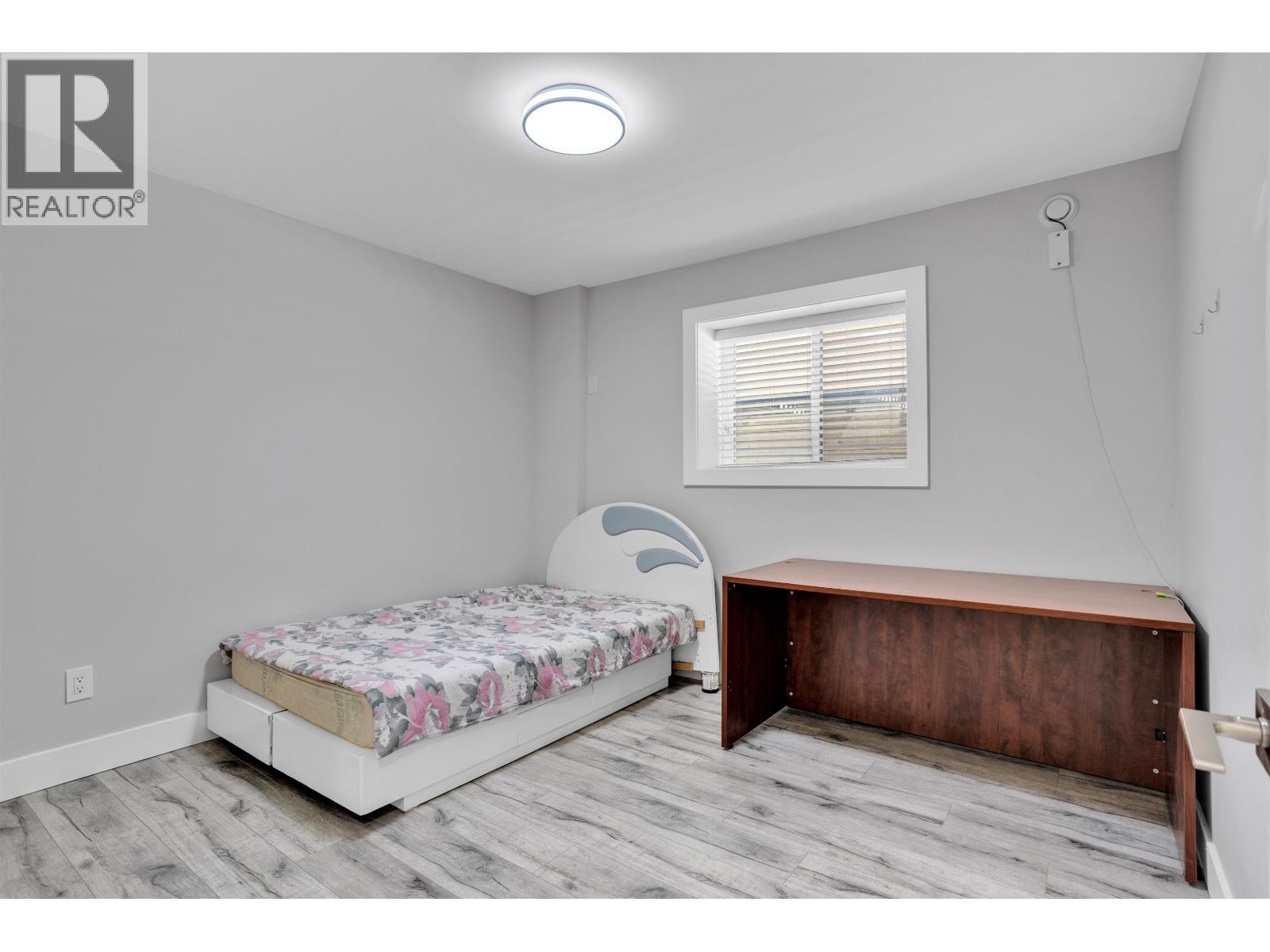 7158 Hastings Street Property Photo 30