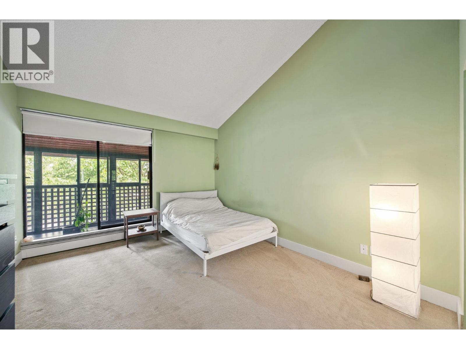 304 141 W 13th Street Property Photo 19