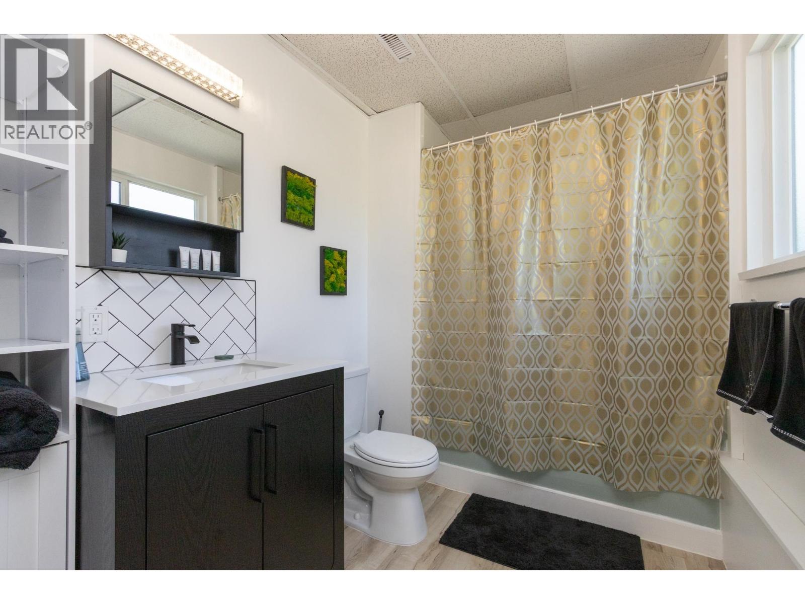 22531 Kendrick Loop Property Photo 13