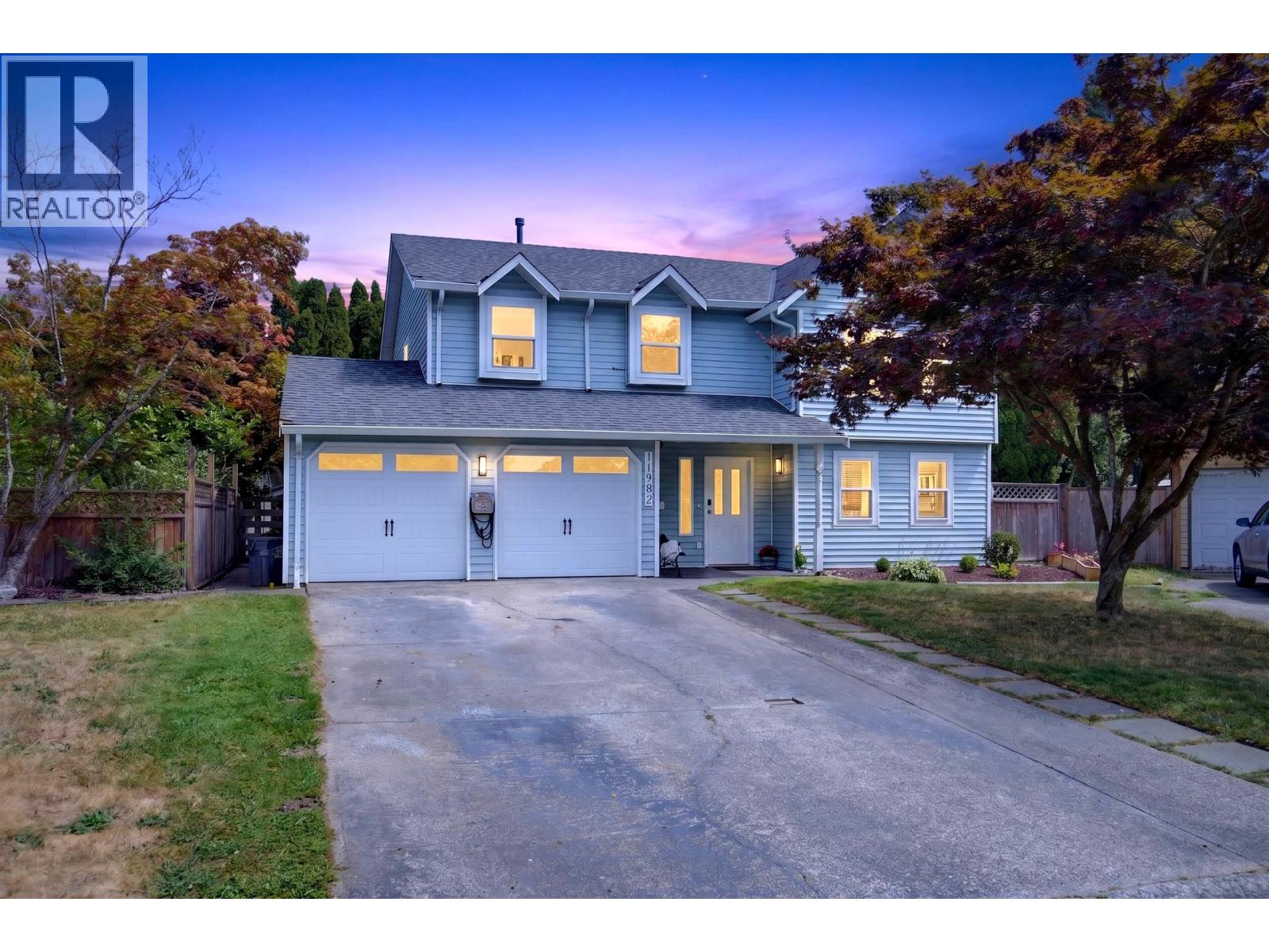 11902 BRUCE PLACE