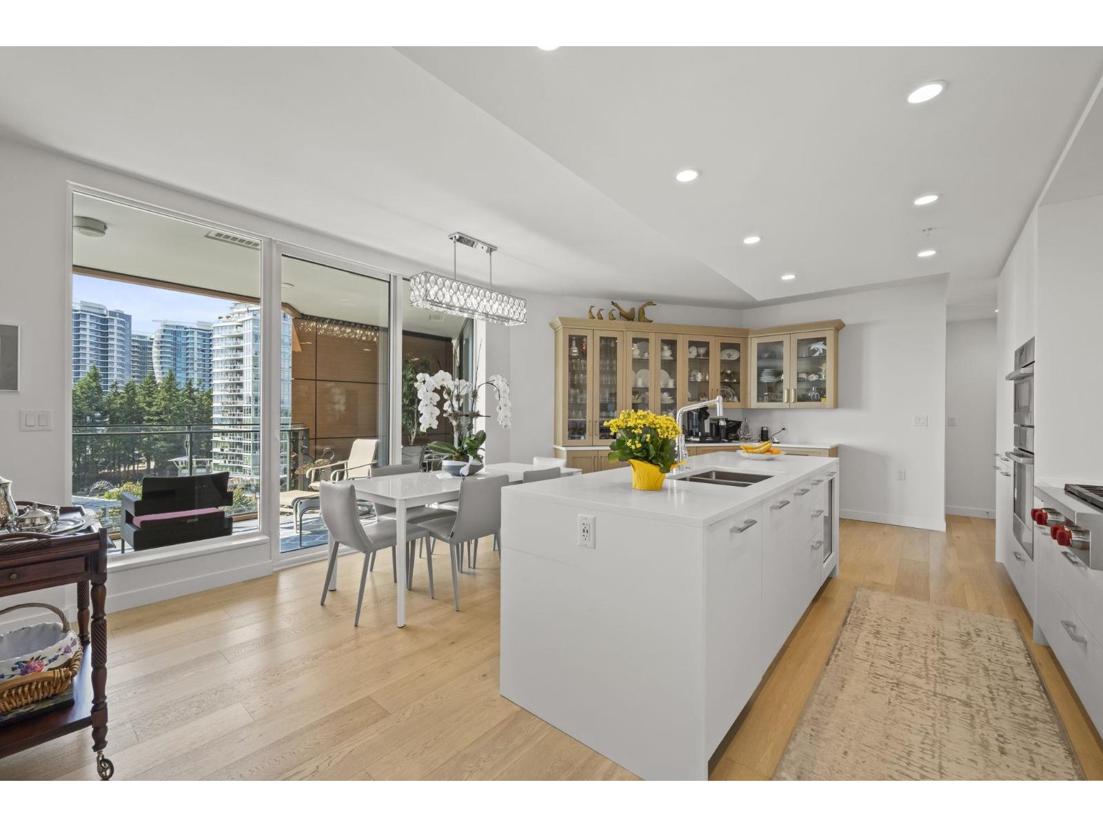 907 1439 George Street Property Photo 5