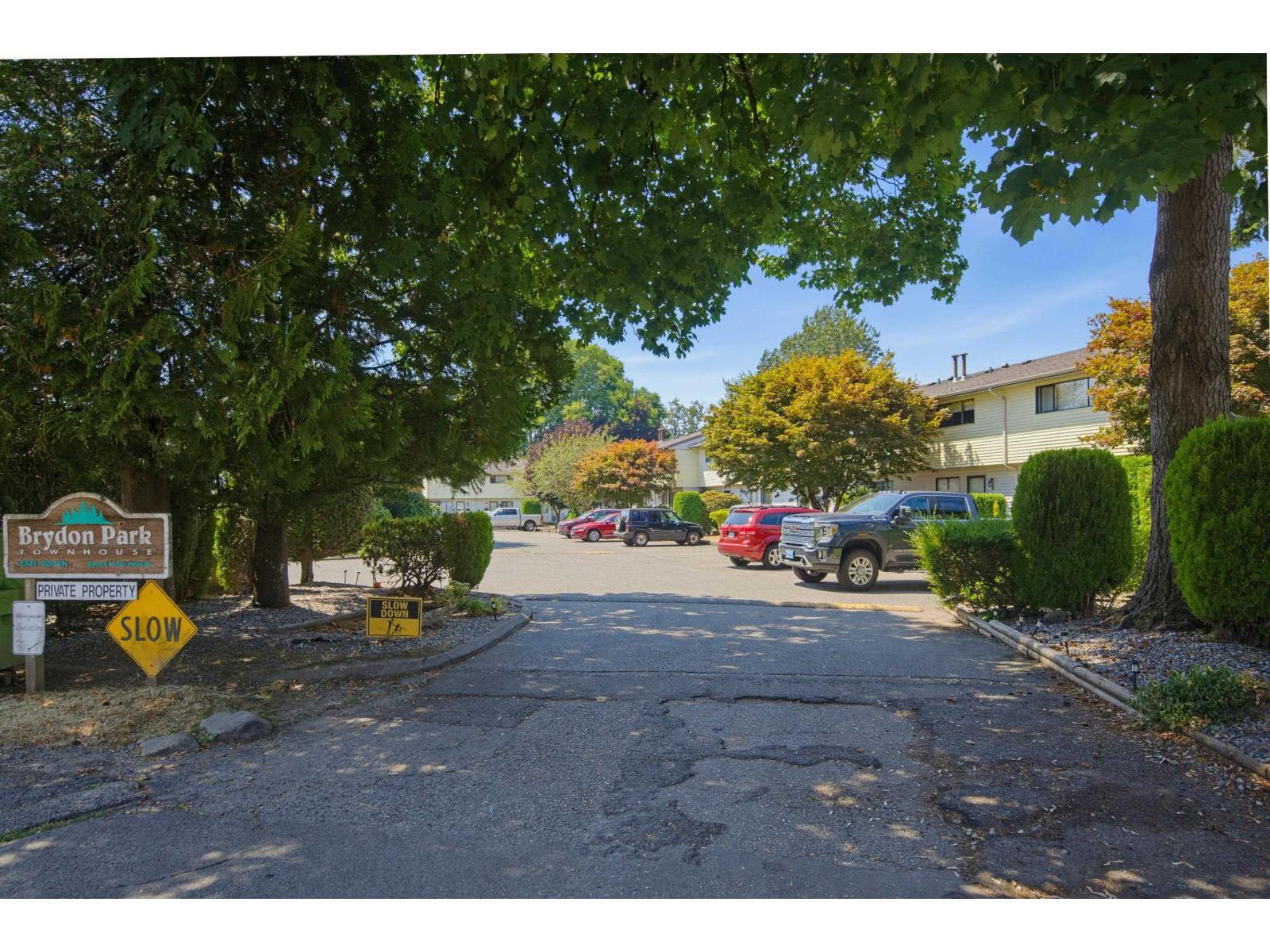 28 5351 200 Street Property Photo 4