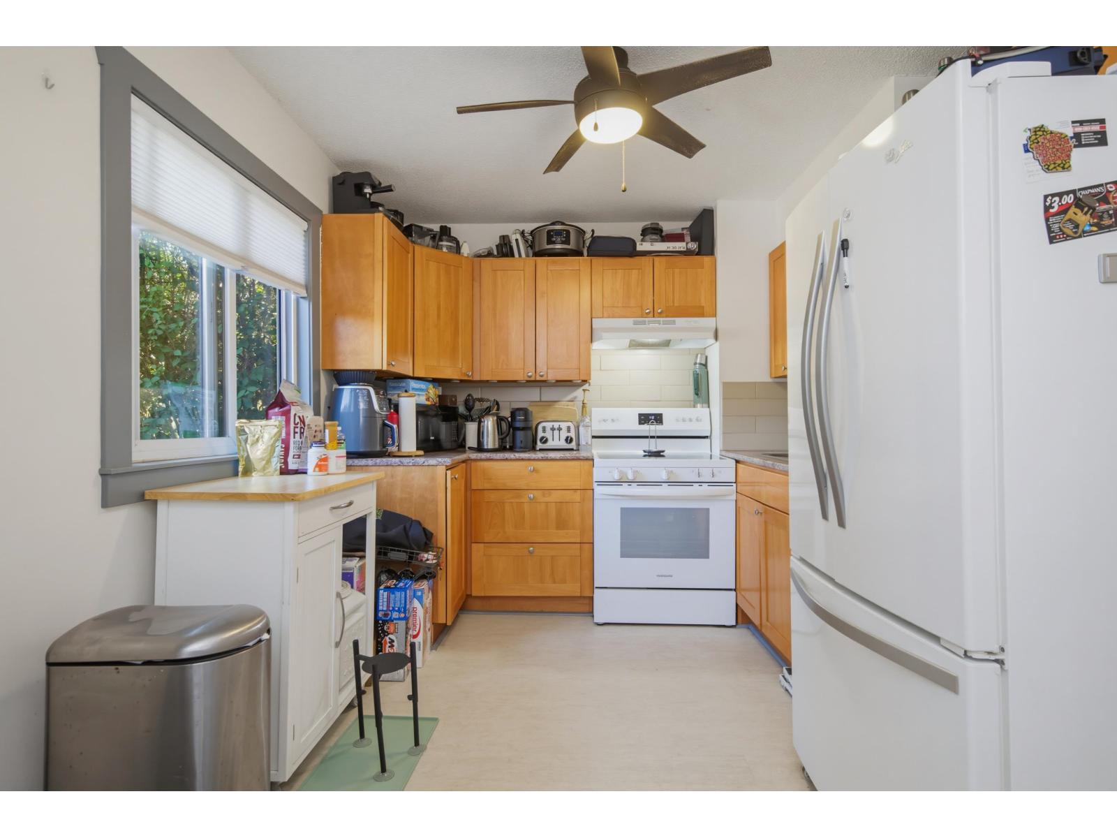 28 5351 200 Street Property Photo 6