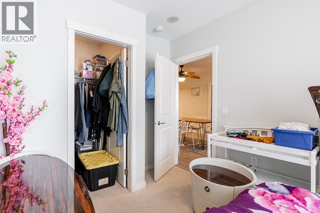 1006 3281 E Kent Avenue North Property Photo 17