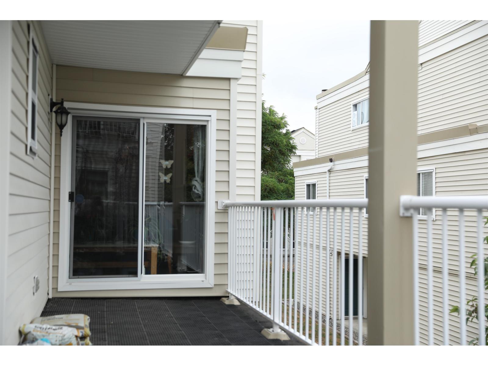 165 10077 156 Street Property Photo 6