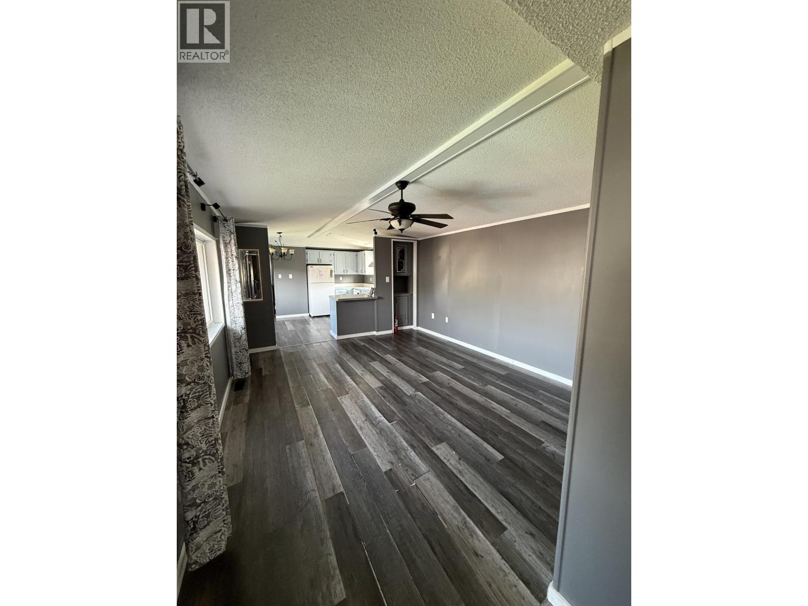 169 9207 82 Street Property Photo 5