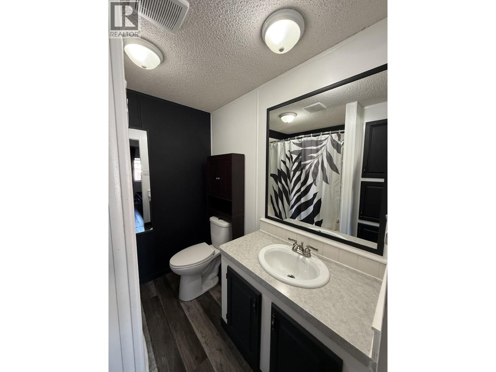 169 9207 82 Street Property Photo 11