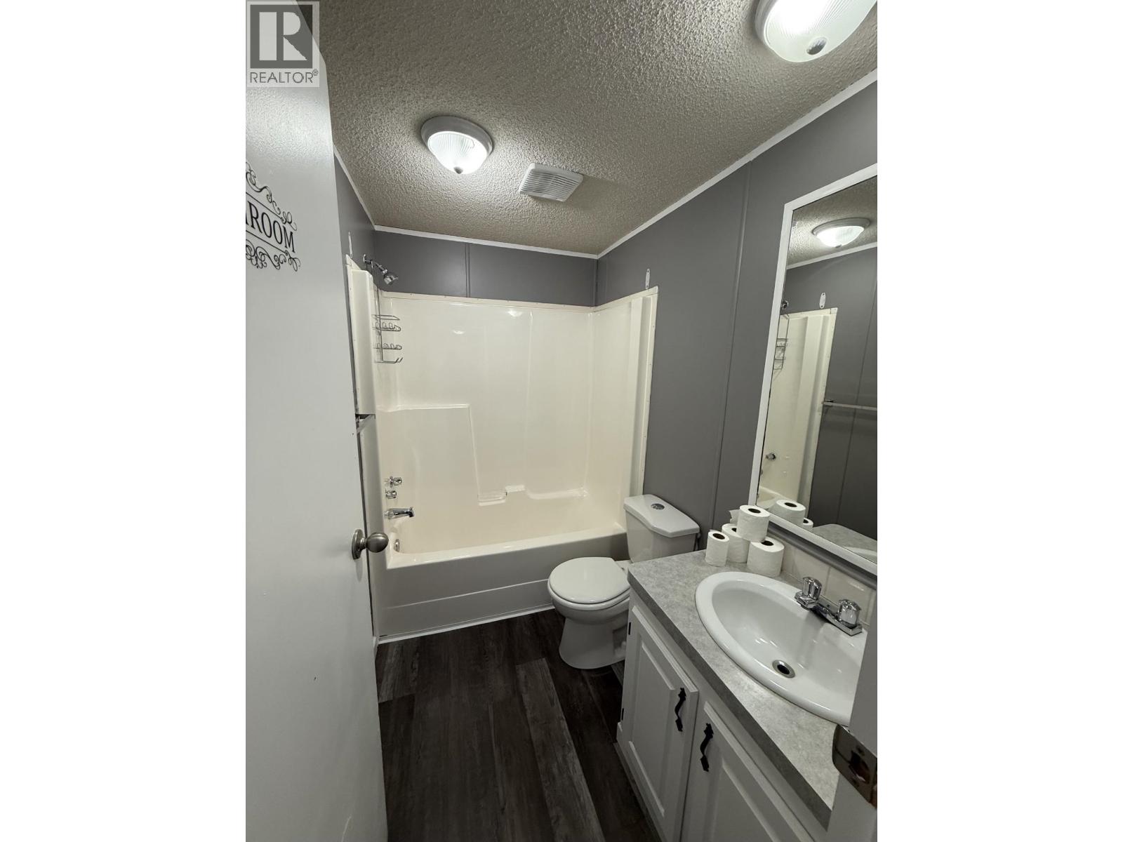 169 9207 82 Street Property Photo 15