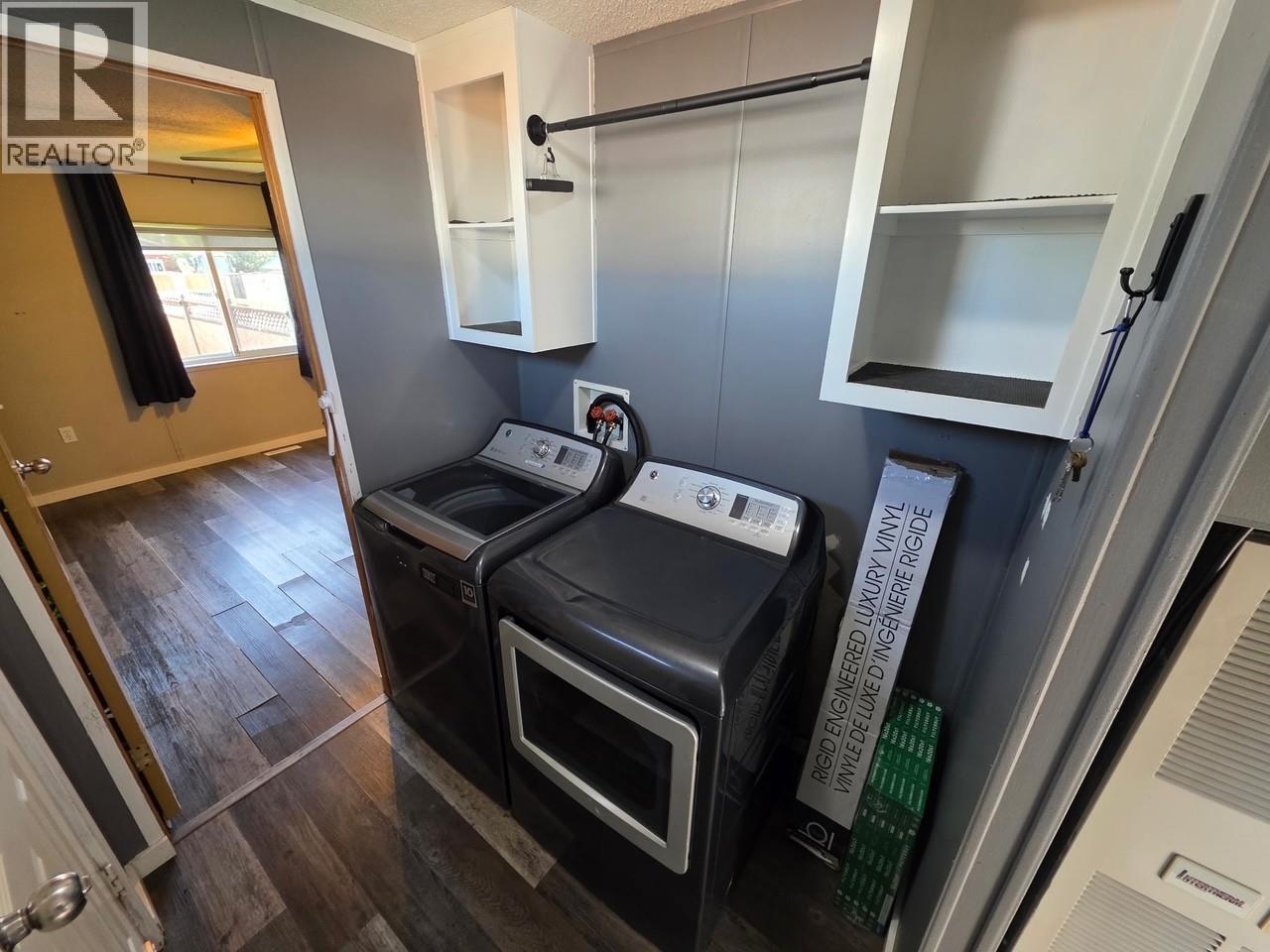 169 9207 82 Street Property Photo 16