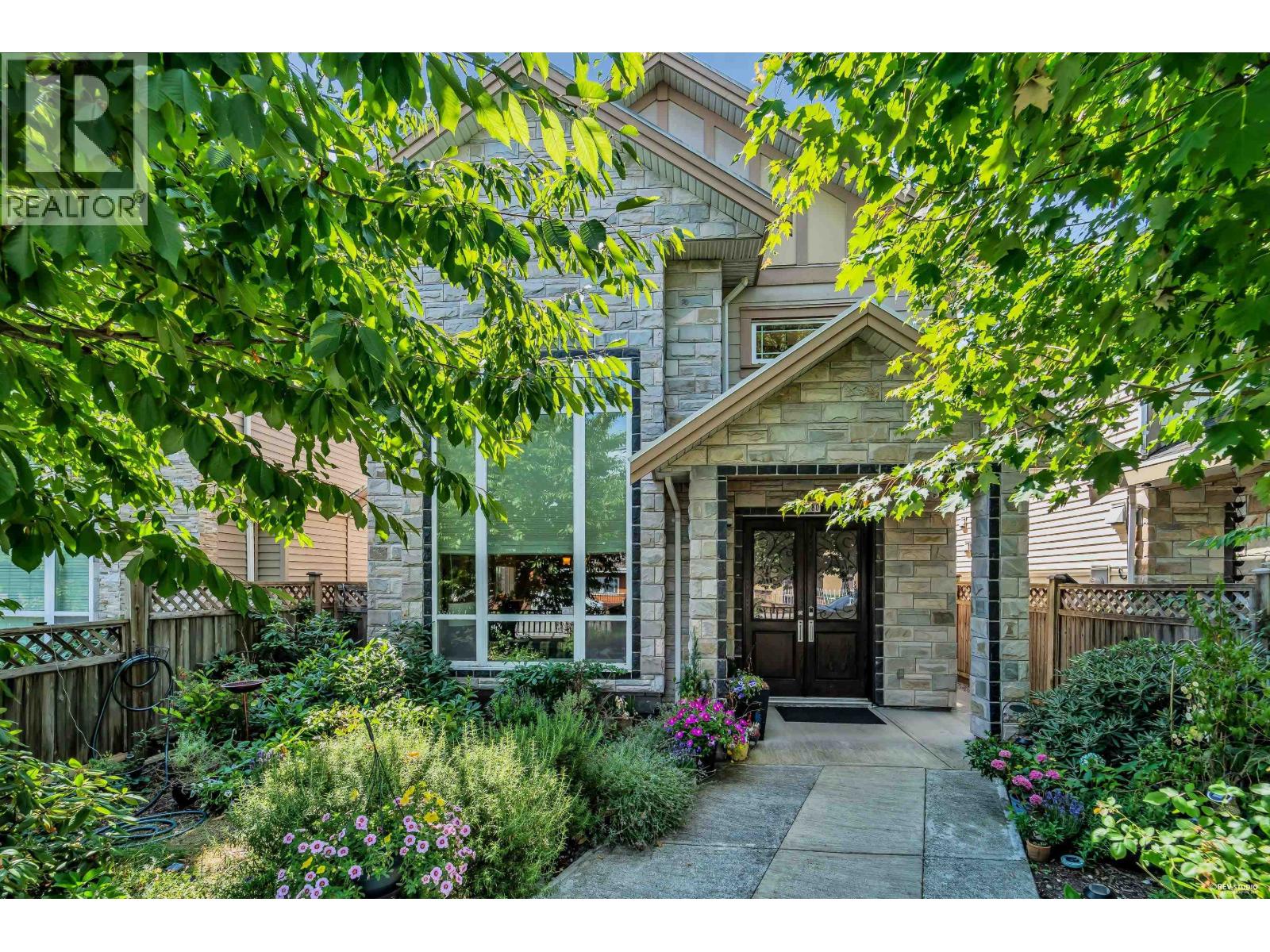 8480 Francis Road Property Photo 1