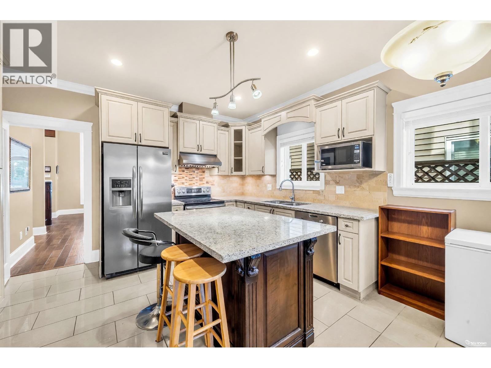 8480 Francis Road Property Photo 11