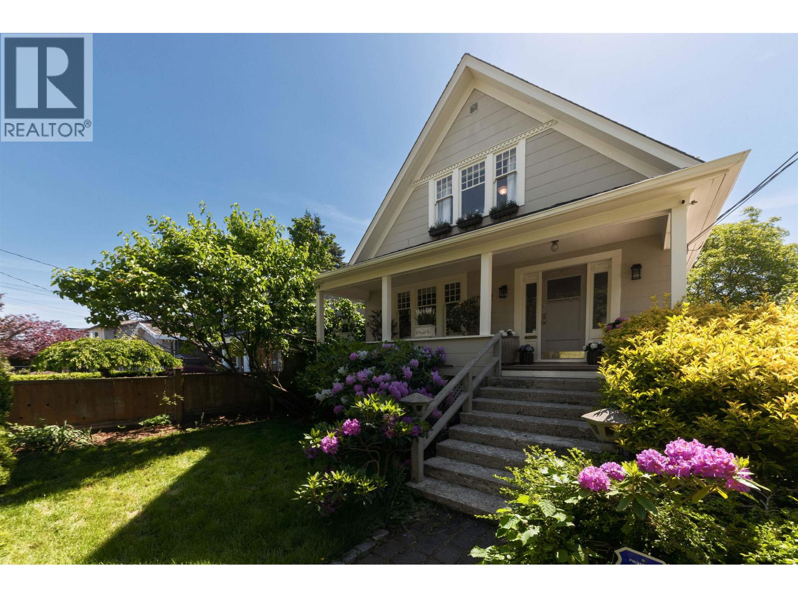 7952 15th Avenue Property Photo 1