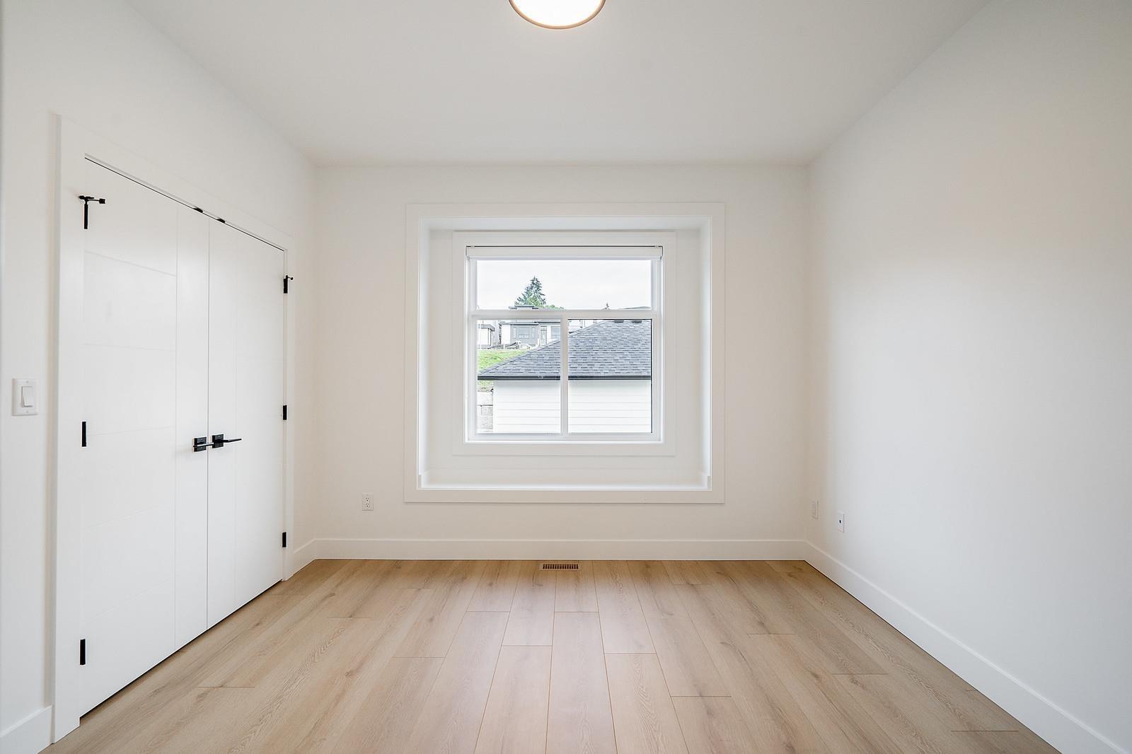 16673 16 Avenue Property Photo 25