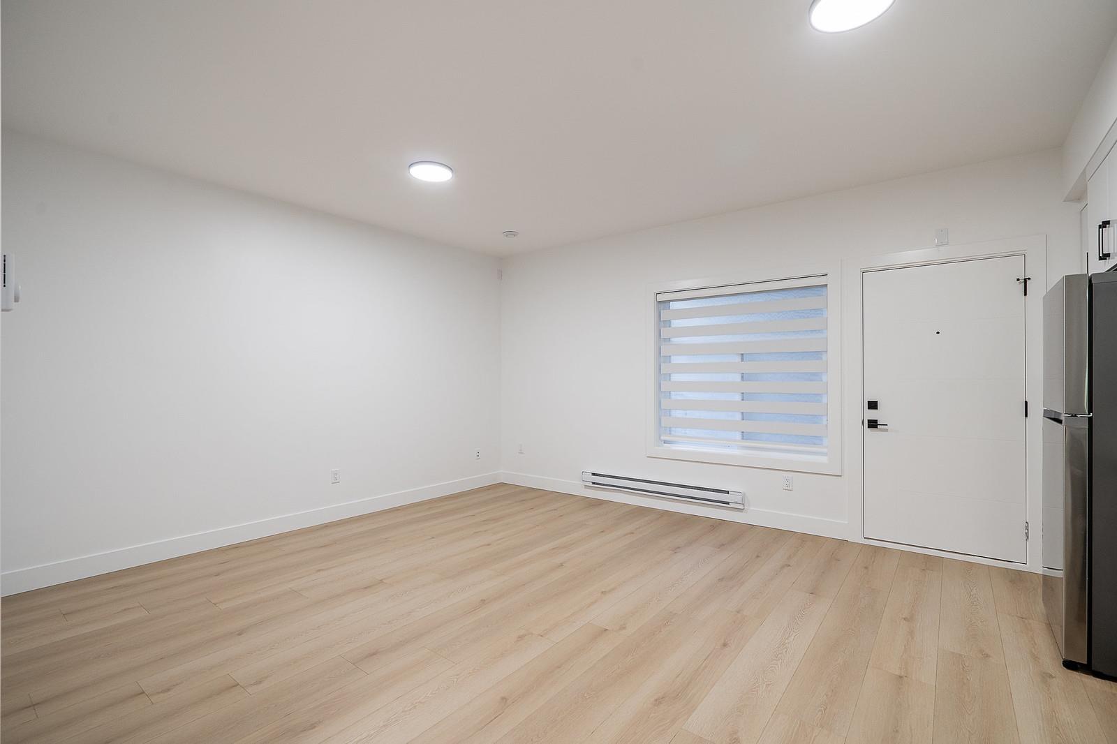 16673 16 Avenue Property Photo 29