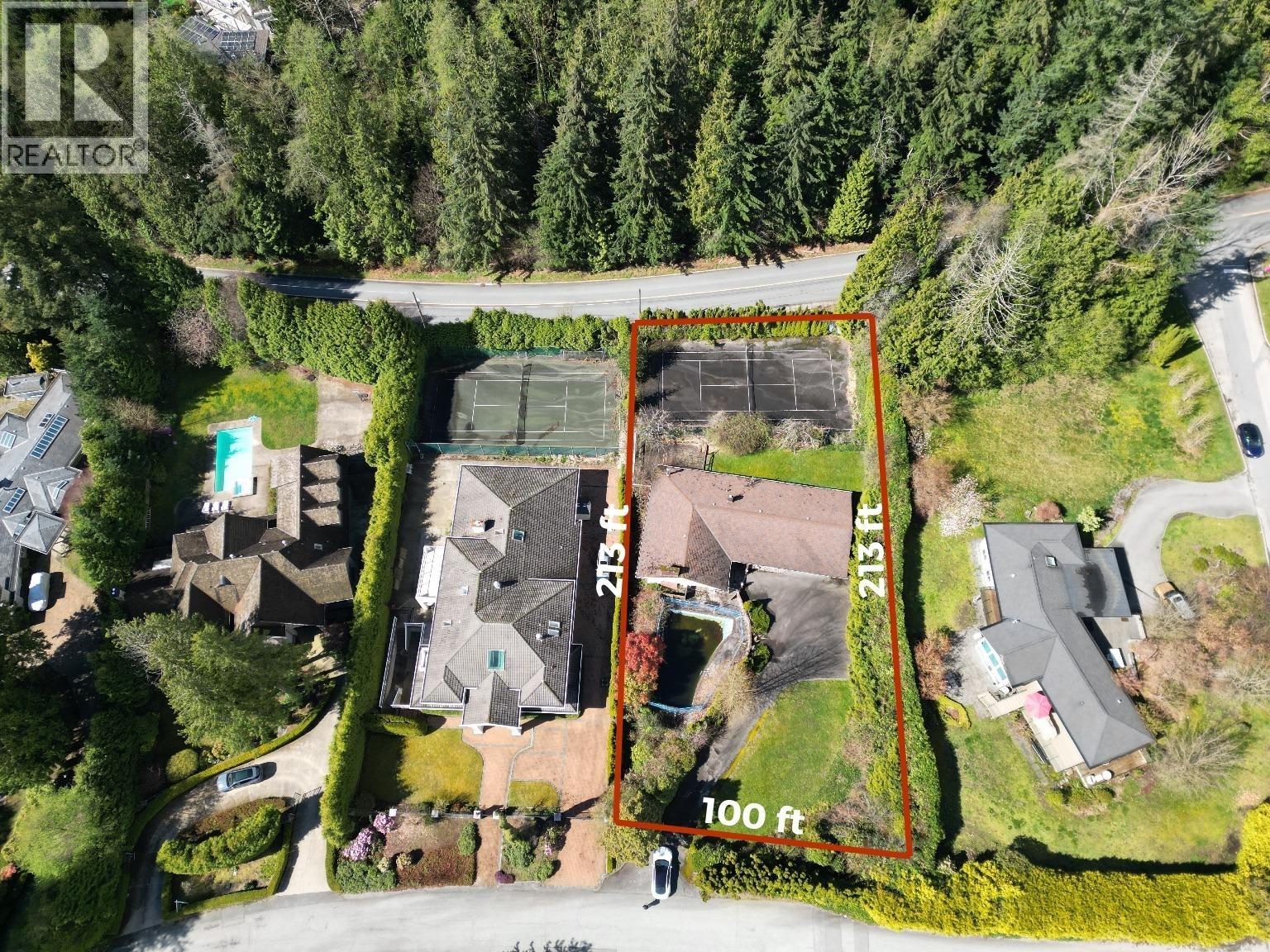 960 Pyrford Road Property Photo 4
