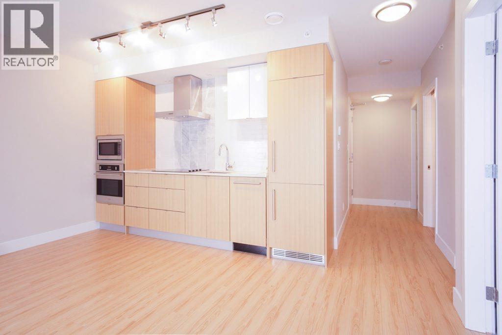 606 159 W 2nd Avenue Property Photo 1
