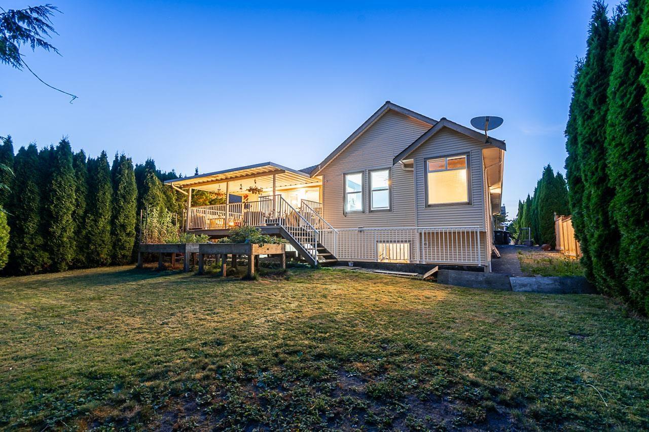 26880 25a Avenue Property Photo 28