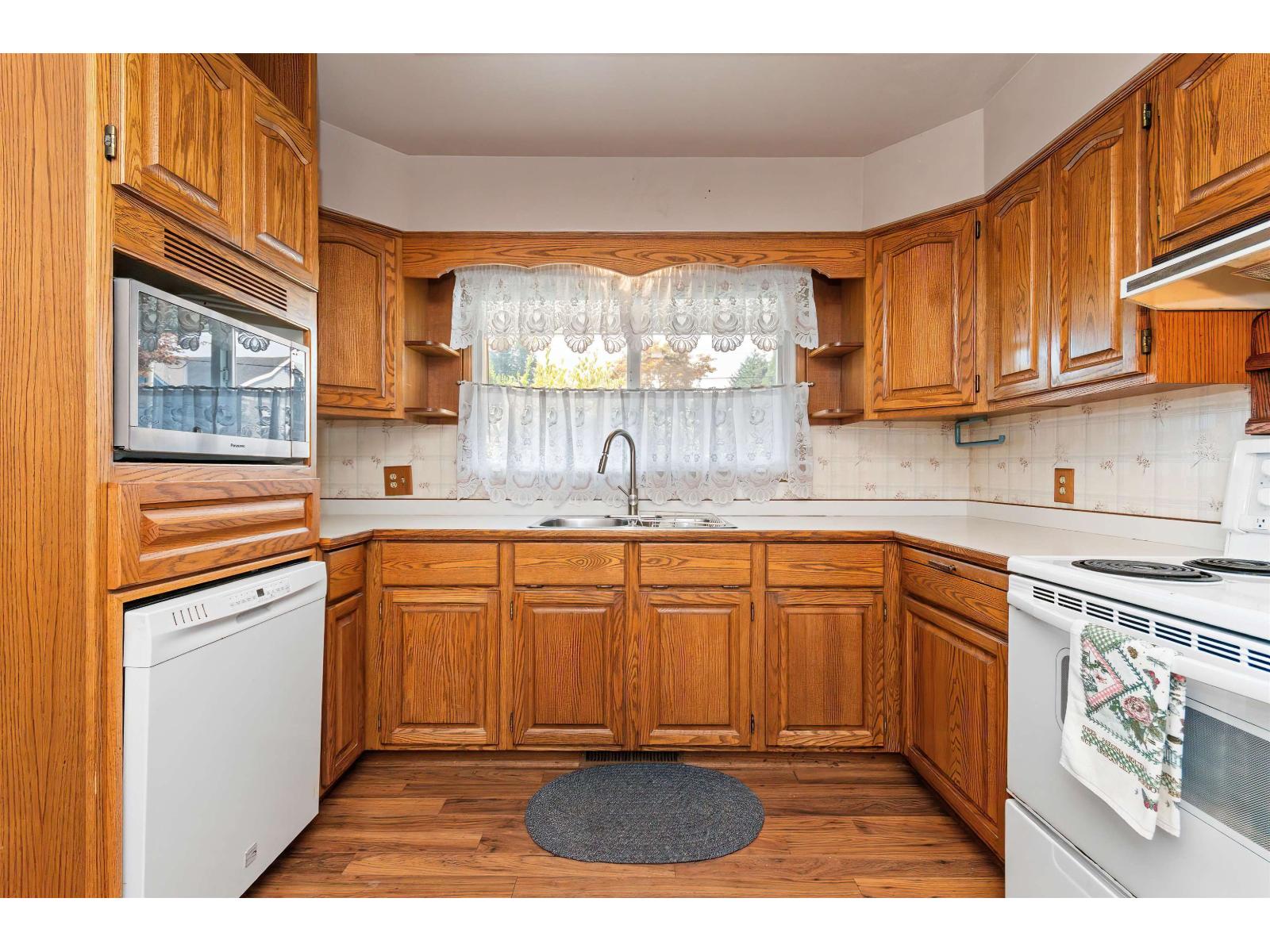 46439 Strathcona Road Property Photo 10