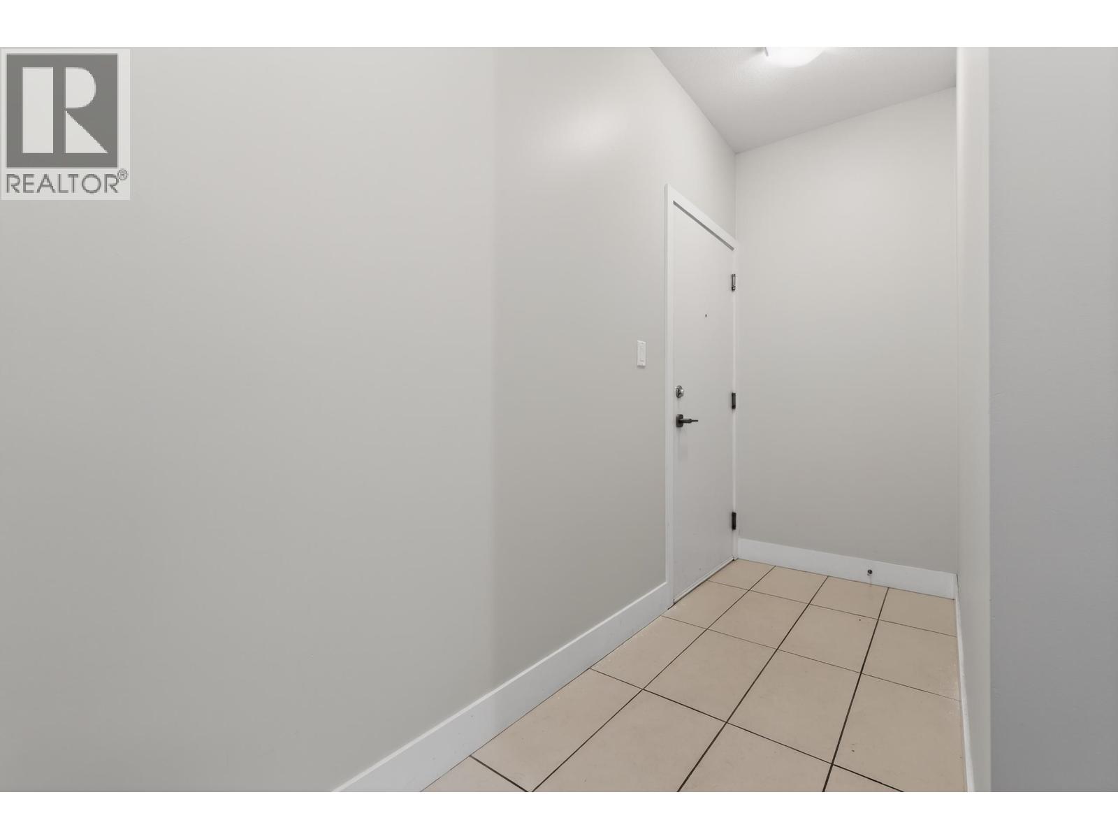 311 5955 Iona Drive Property Photo 4