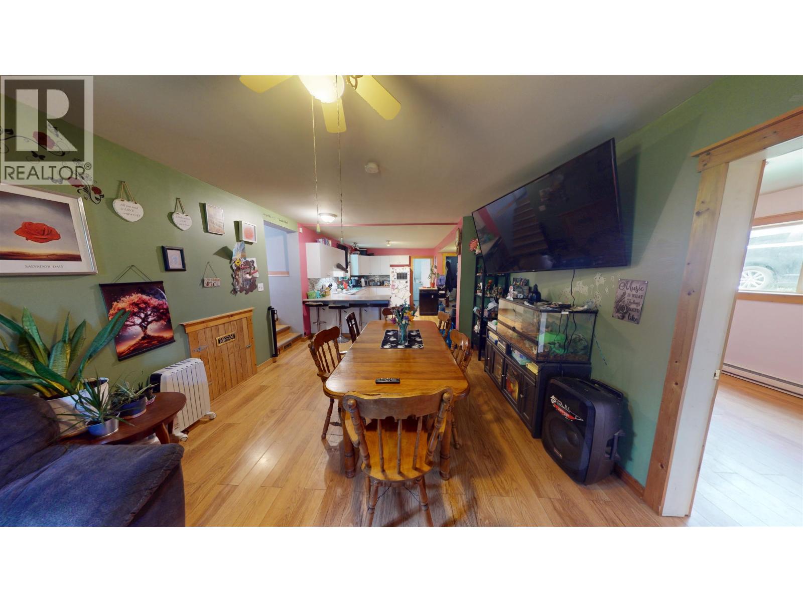 1944 Poplar Avenue Property Photo 19