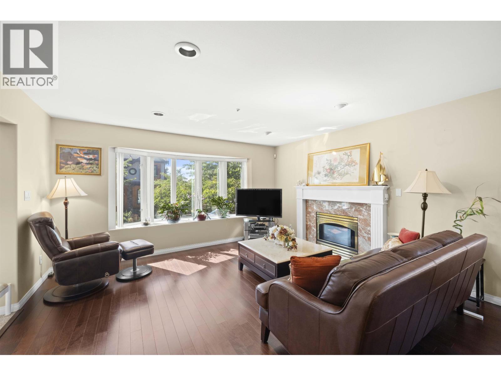 3838 Penticton Street Property Photo 4