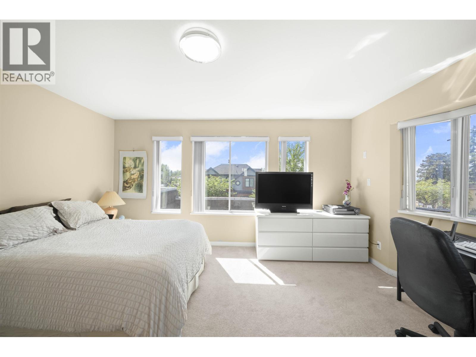 3838 Penticton Street Property Photo 21