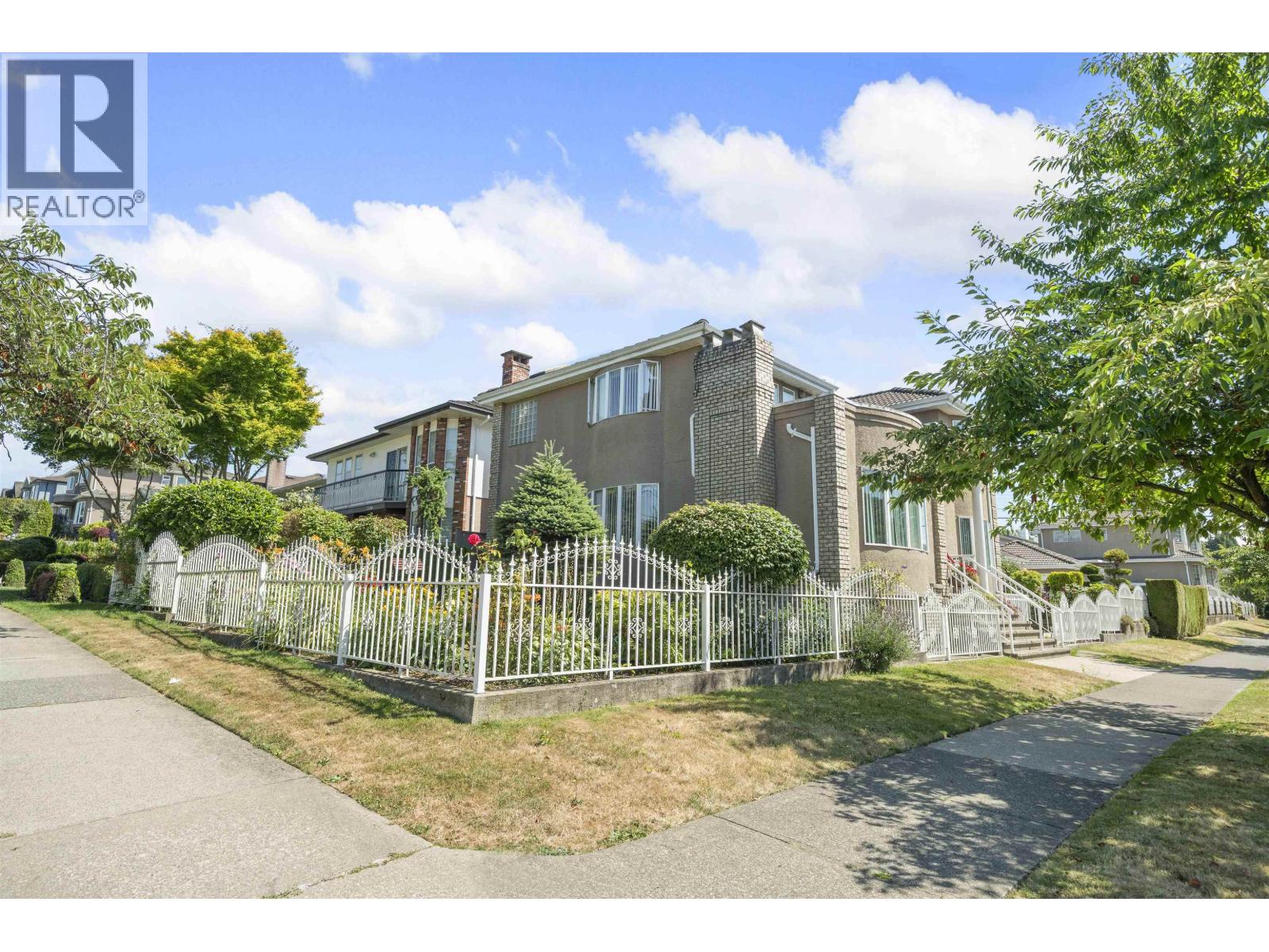 3838 Penticton Street Property Photo 28
