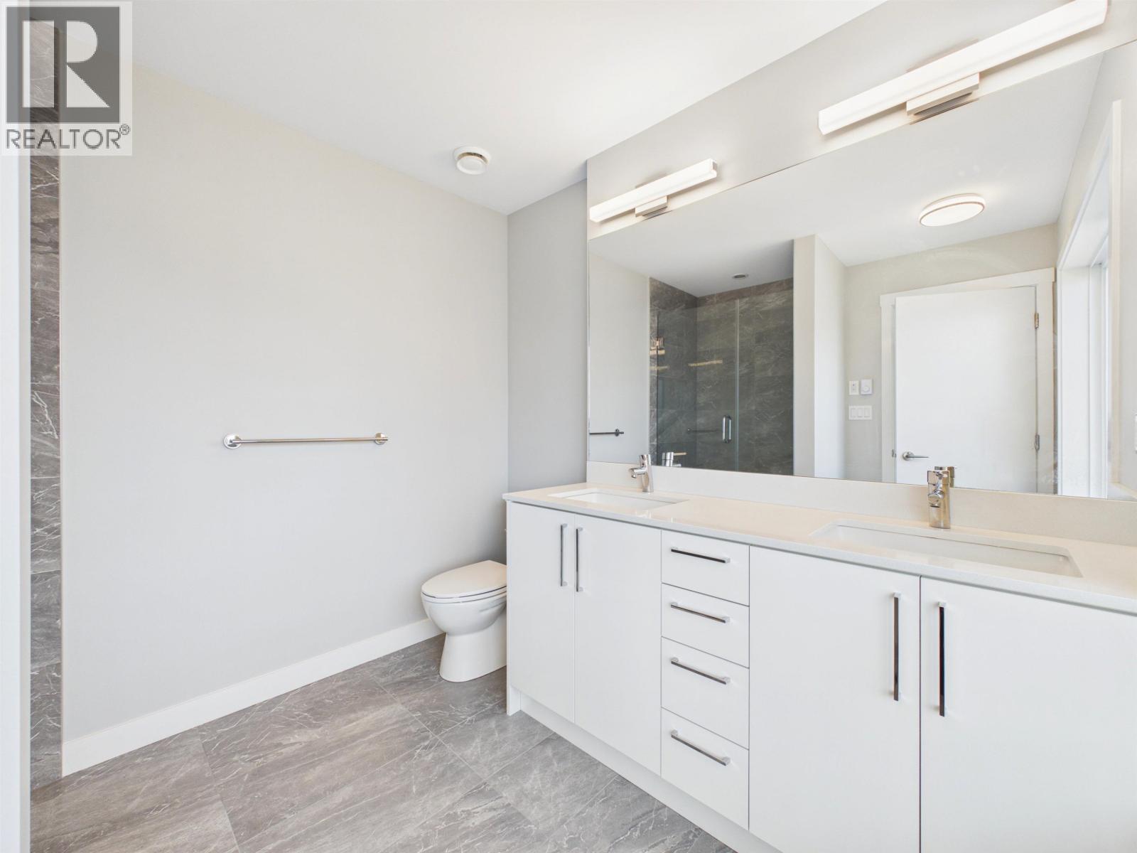 96 4337 Boundary Road Property Photo 13