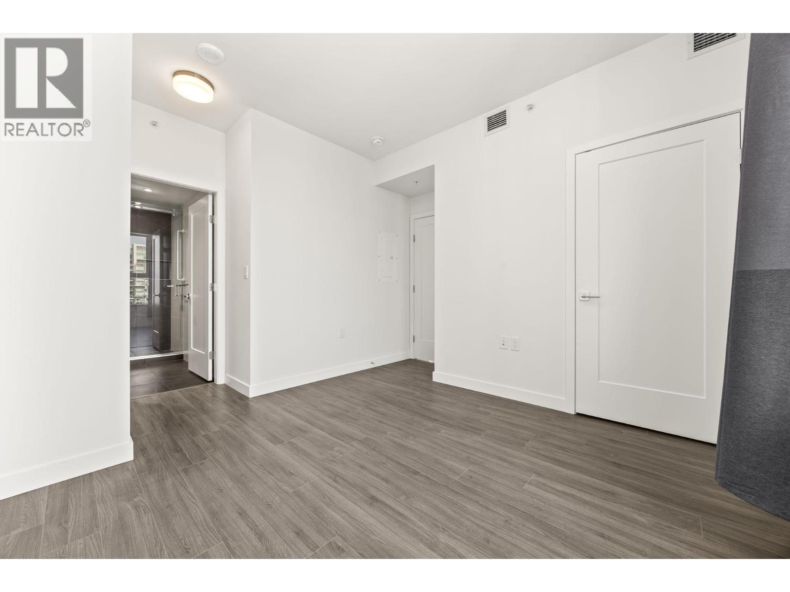 2902 6699 Dunblane Avenue Property Photo 14