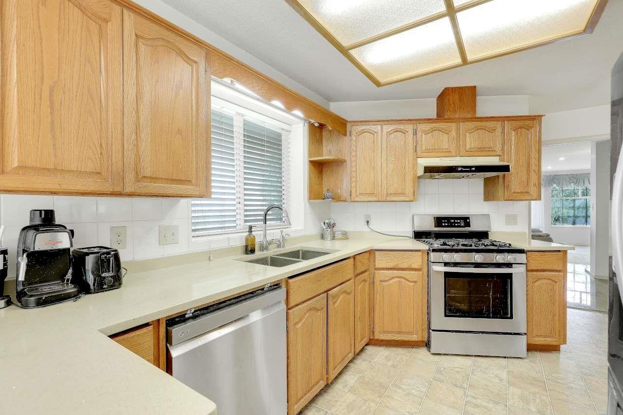 10869 162b Street Property Photo 5