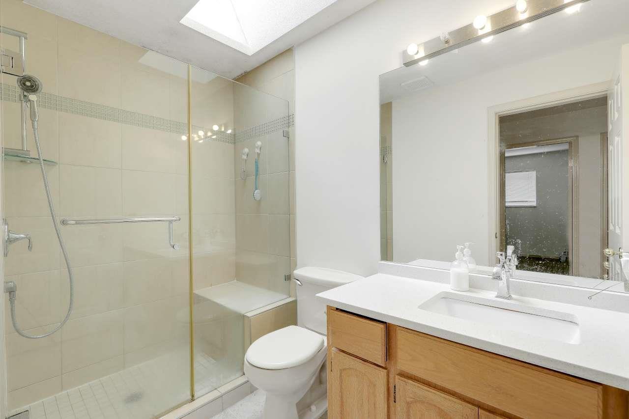 10869 162b Street Property Photo 18