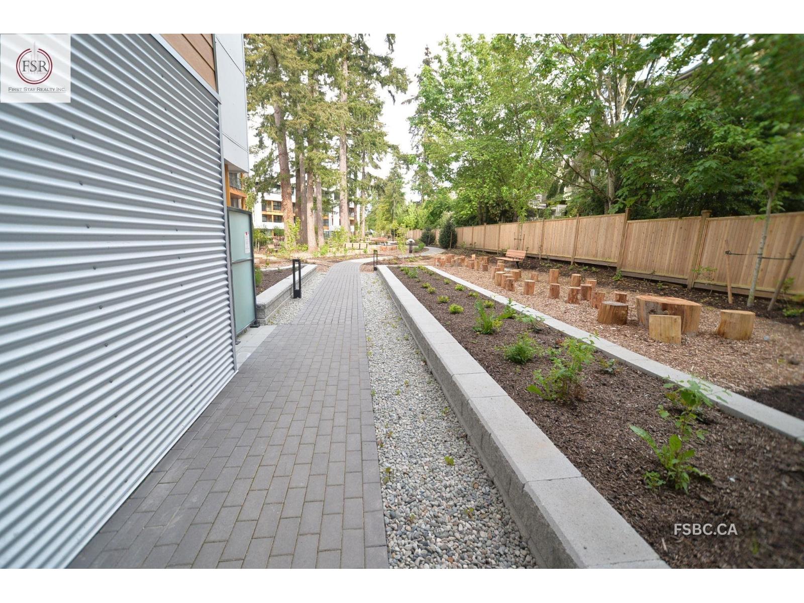 2620 152 Street Property Photo 18