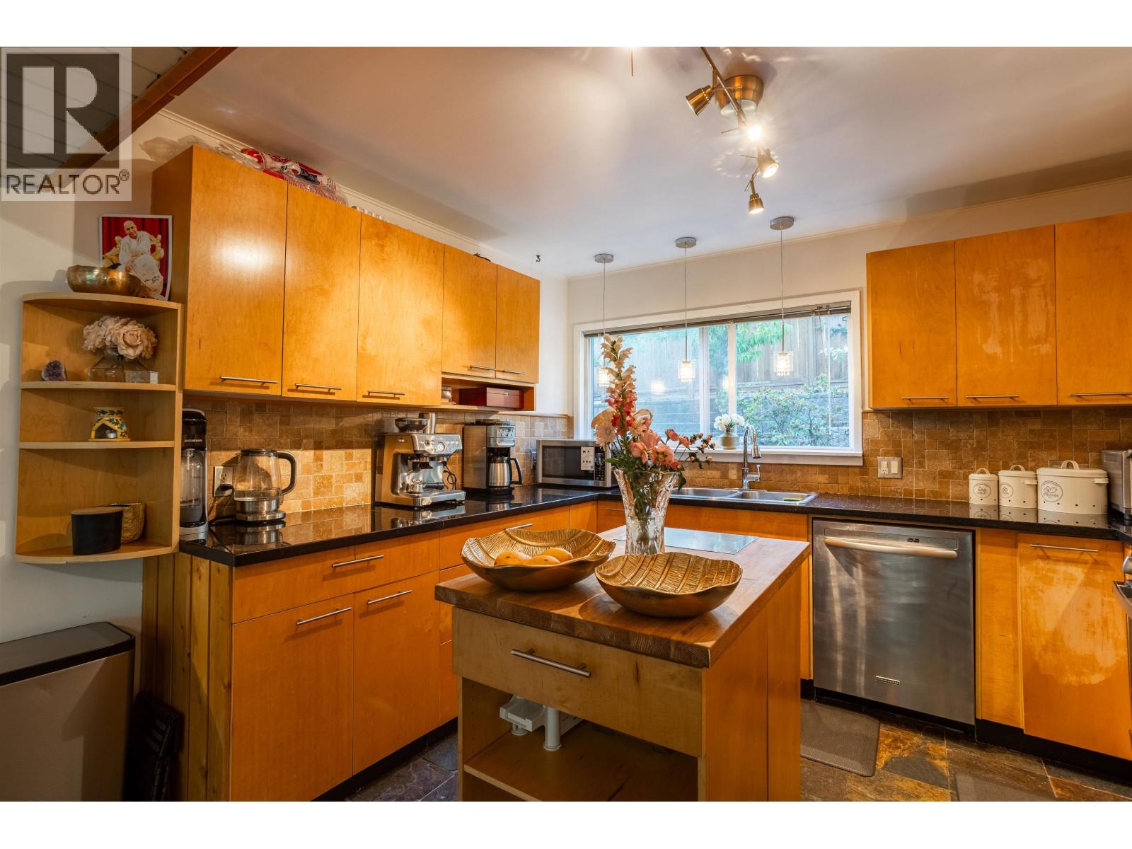 4479 Marine Drive Property Photo 9