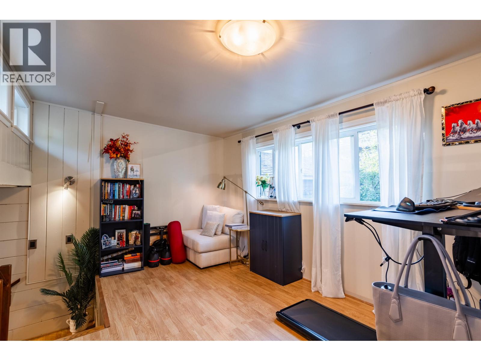 4479 Marine Drive Property Photo 16