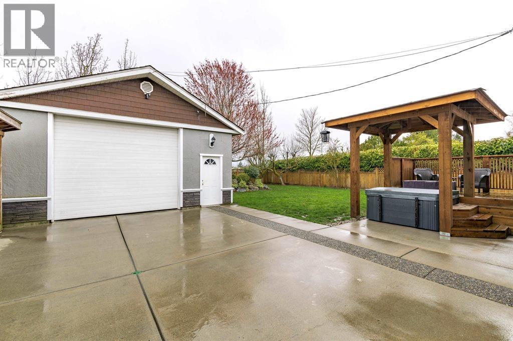 4729 60b Street Property Photo 27